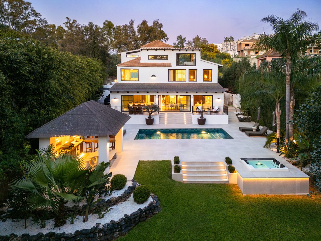 Villa in Nueva Andalucia, Marbella, Spain 1 - 15455723