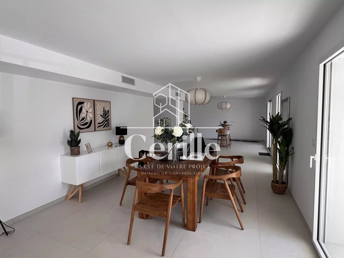 Apartment in Bonneveine, 8e Arrondissement, Marseille 3 - 12170461