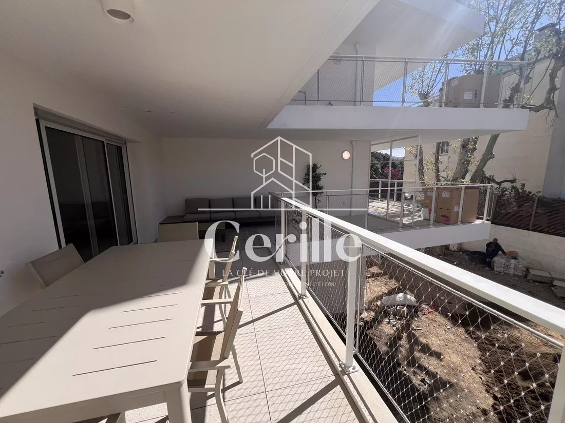 Apartment in Bonneveine, 8e Arrondissement, Marseille 1 - 12170461