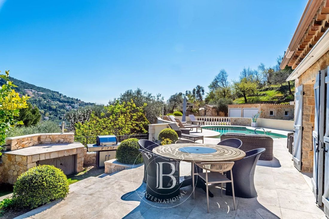 Villa in Grasse, Provence-Alpes-Côte d'Azur, France 5 - 17593287