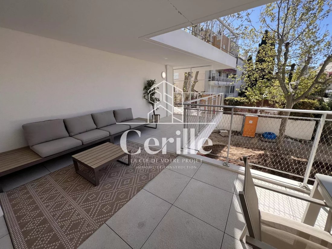 Apartment in Bonneveine, 8e Arrondissement, Marseille 2 - 12170461