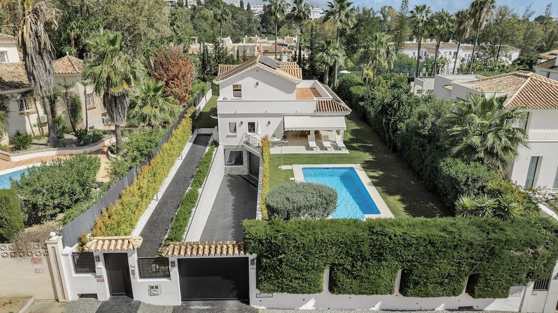 Villa in Marbella, Andalusia, Spain 1 - 17594416
