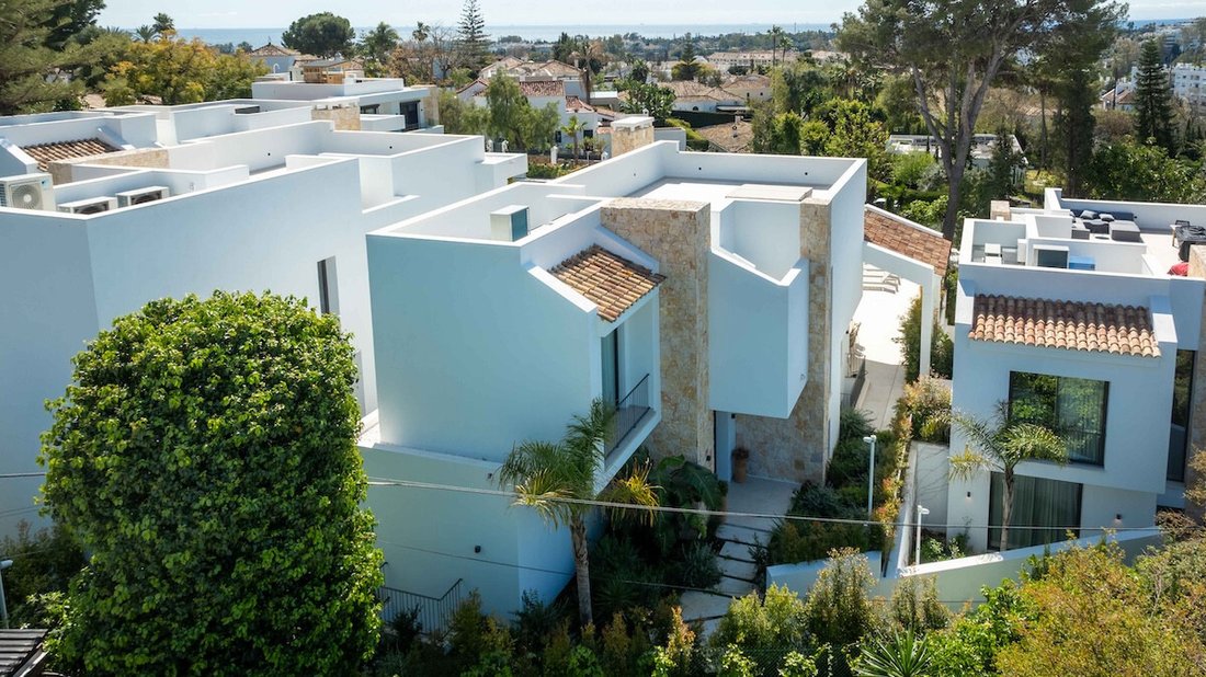 Villa in San Pedro de Alcantara, Andalusia, Spain 3 - 17594372