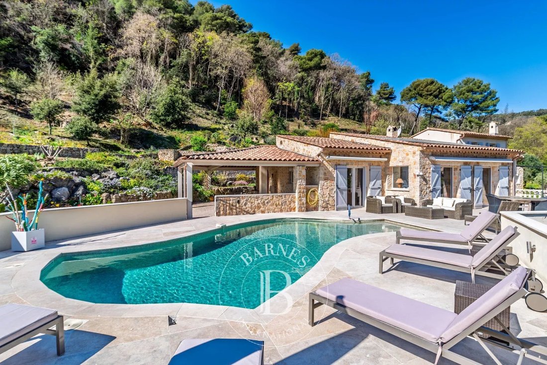 Villa in Grasse, Provence-Alpes-Côte d'Azur, France 3 - 17593287