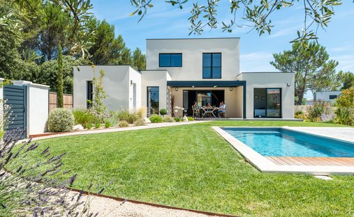 House in Nord, Saint-Clement-de-Riviere, France 1
