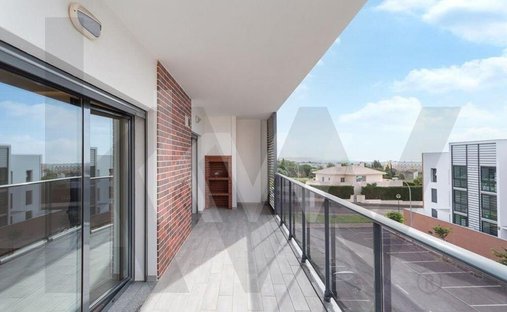 Apartment in Oeiras e Sao Juliao da Barra, Paco de Arcos e Caxias, Lisbon, Portugal 1