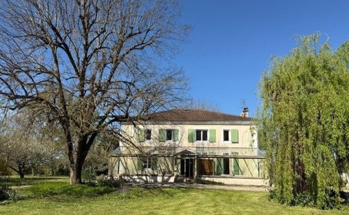 House in Bias, Nouvelle-Aquitaine, France 1
