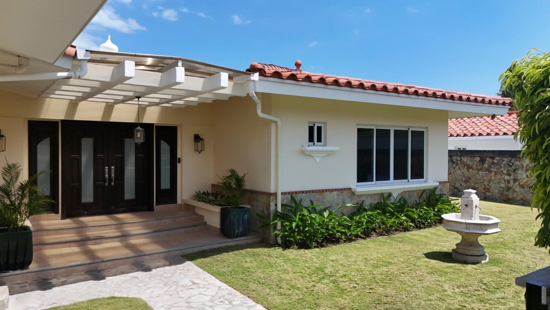 House in San Carlos District, Panama, Panama 4 - 17594579