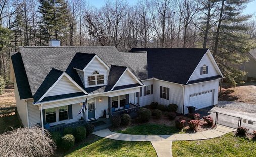 House in Blairsville, Georgia, United States 1