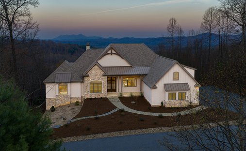 House in Zirconia, North Carolina, United States 1