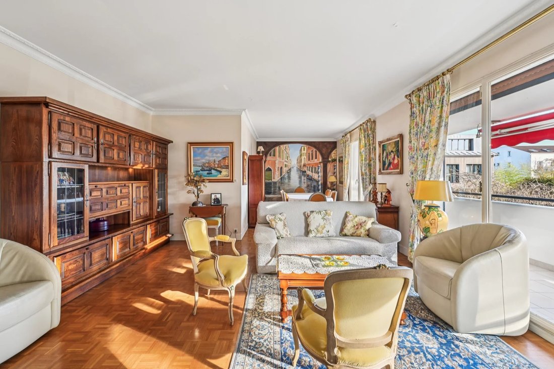 Apartment in Adamville, Saint-Maur-des-Fossés, France 1 - 17596613