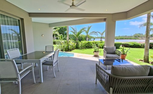 Apartment in Ilot Fortier, Rivière Noire District, Mauritius 1