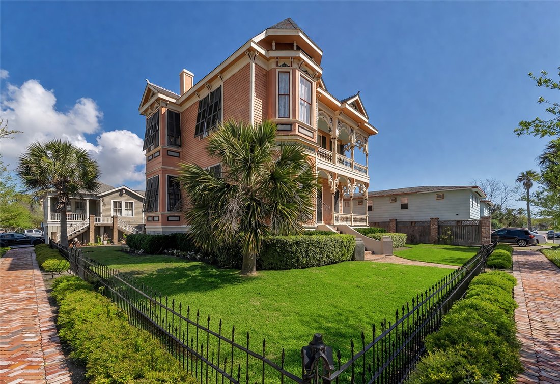 House in Galveston, Texas, United States 3 - 17598093
