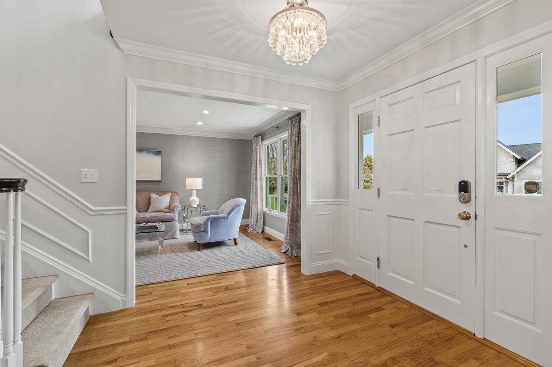 76 Davis Rd 76 Davis Avenue In Rye, New York, United States For Sale (17598122)