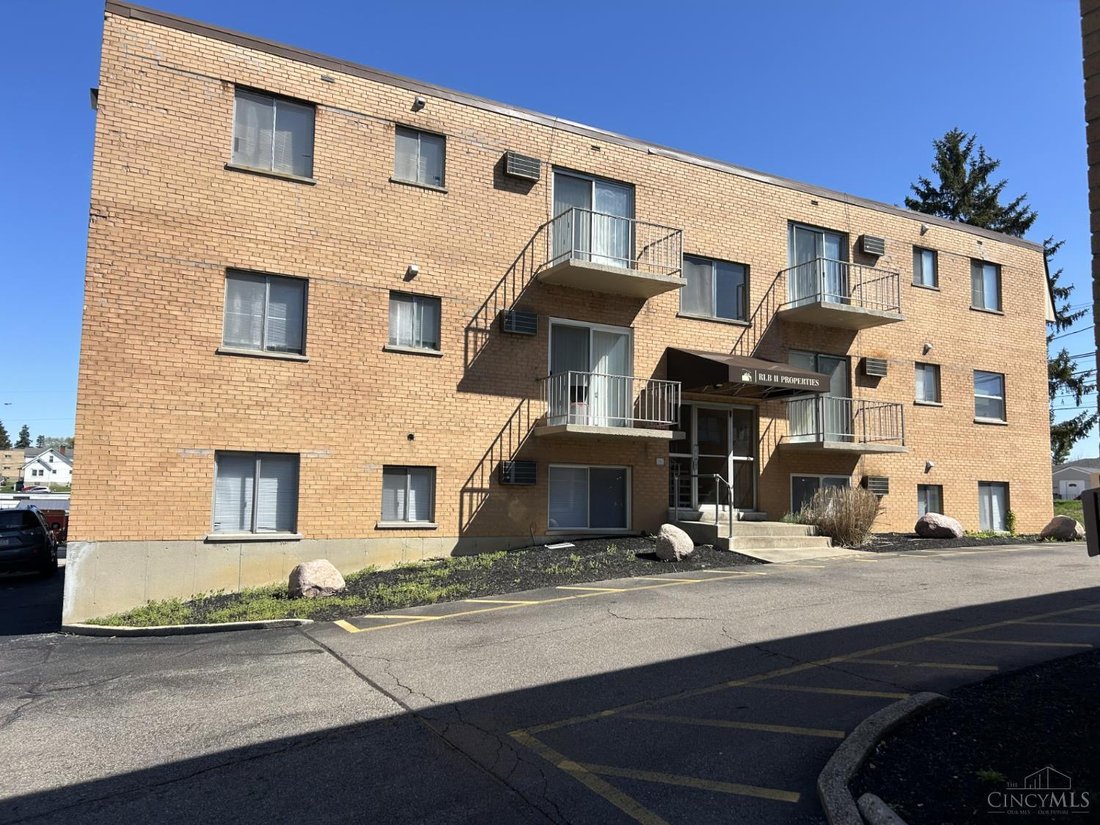 Apartment in Green Twp, Ohio, United States 3 - 17598094