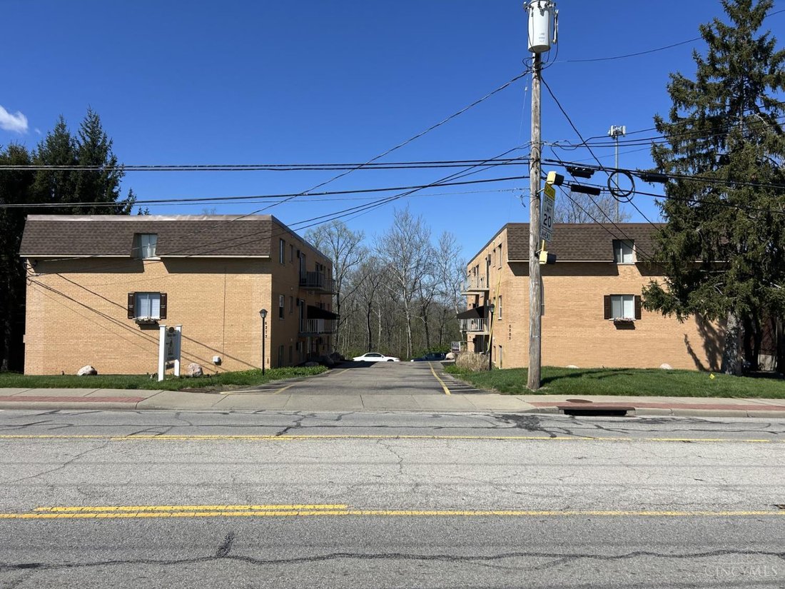 Apartment in Green Twp, Ohio, United States 1 - 17598094