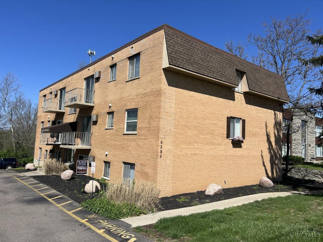 Apartment in Green Twp, Ohio, United States 2 - 17598094