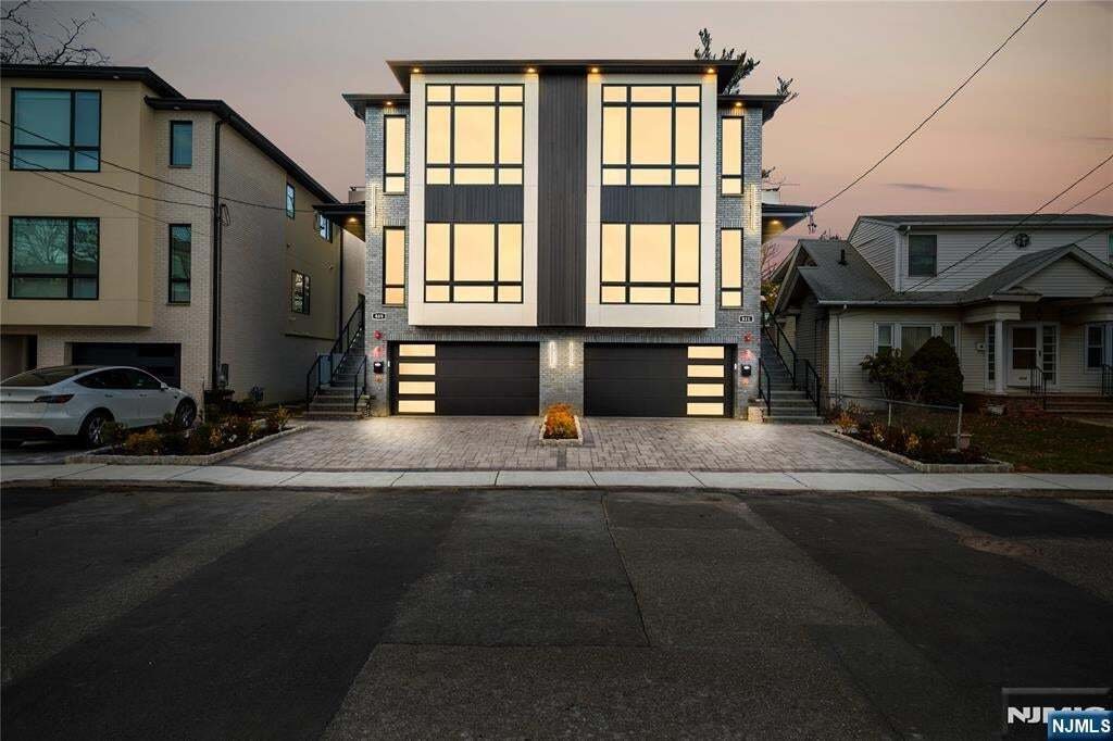 Townhouse in Fort Lee, New Jersey, United States 3 - 17598189