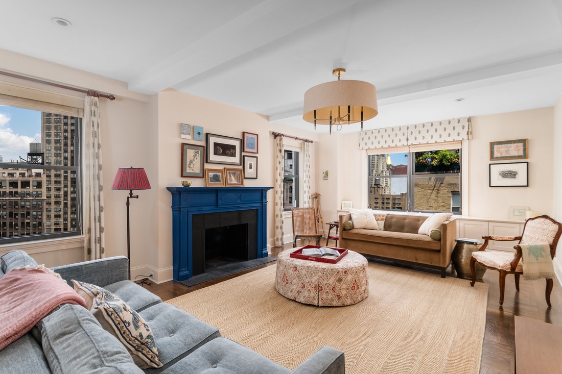 Co Op in New York, New York, United States 4 - 17598213