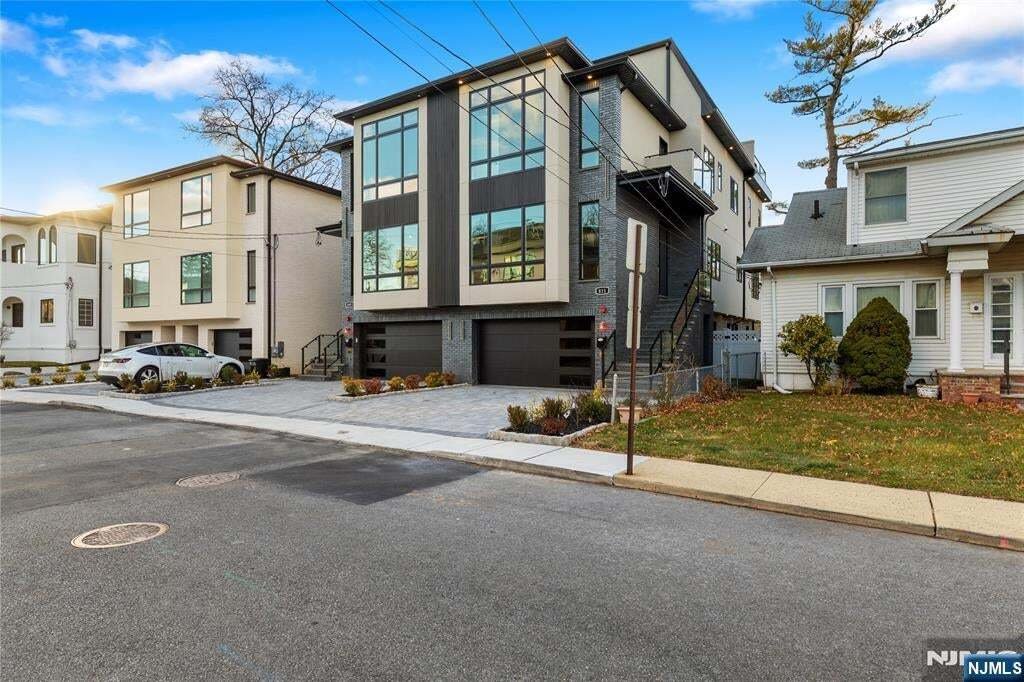 Townhouse in Fort Lee, New Jersey, United States 2 - 17598189