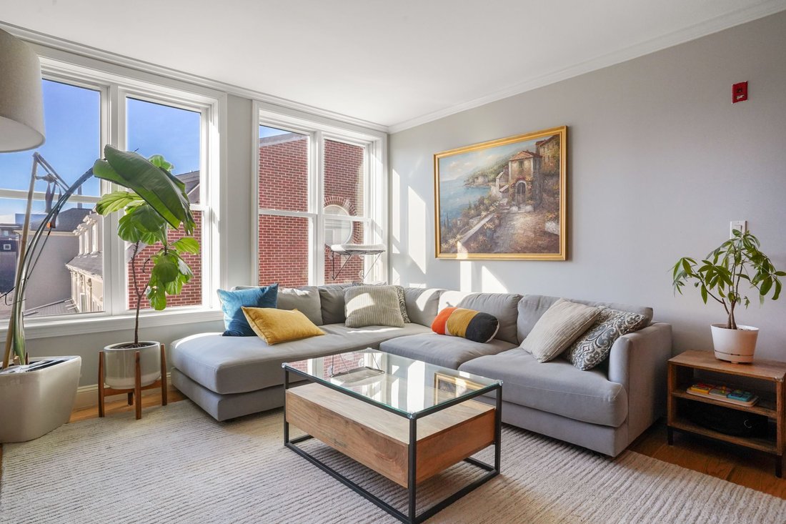 Condo in Boston, Massachusetts, United States 4 - 17598201