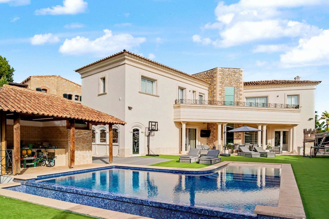 Villa in Santa Ponsa, Balearic Islands, Spain 1 - 17598323