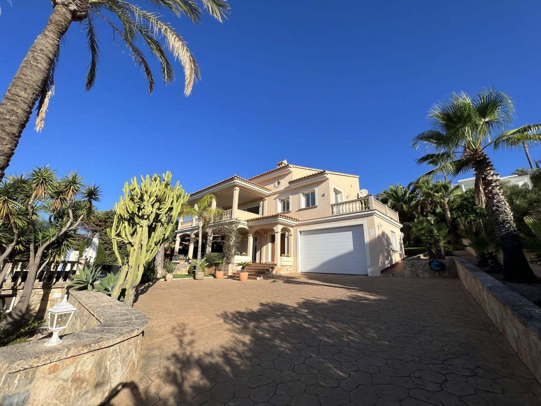 Villa in Rotes Velles, Calvia, Balearic Islands 2 - 17598394