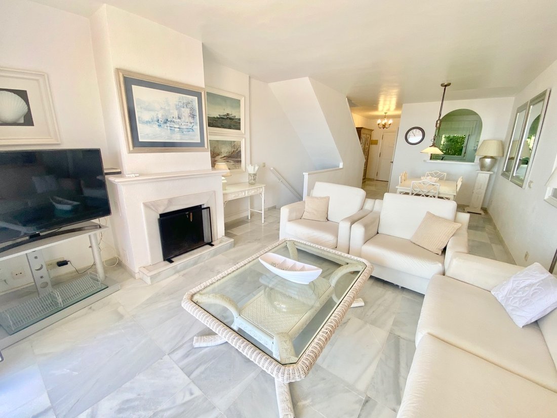 Townhouse in Estepona, Andalusia, Spain 2 - 17598412
