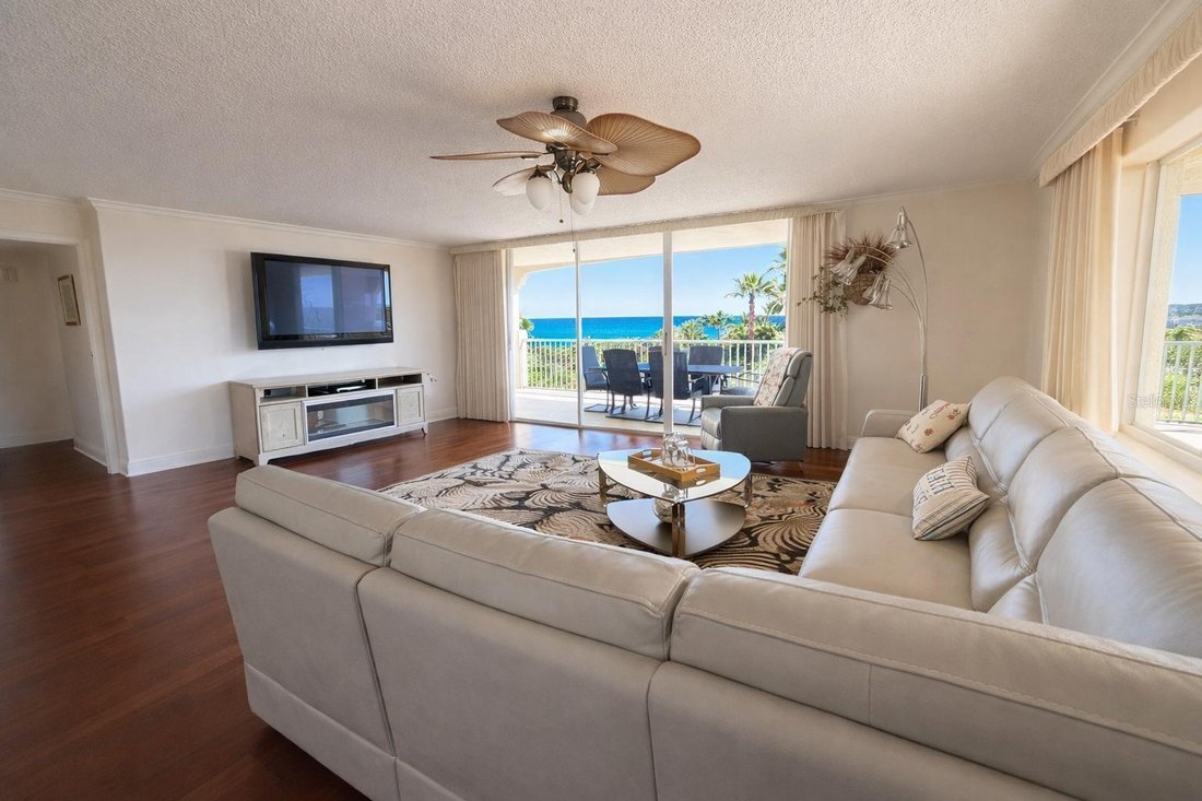 Condo in Cocoa Beach, Florida, United States 1 - 17604813