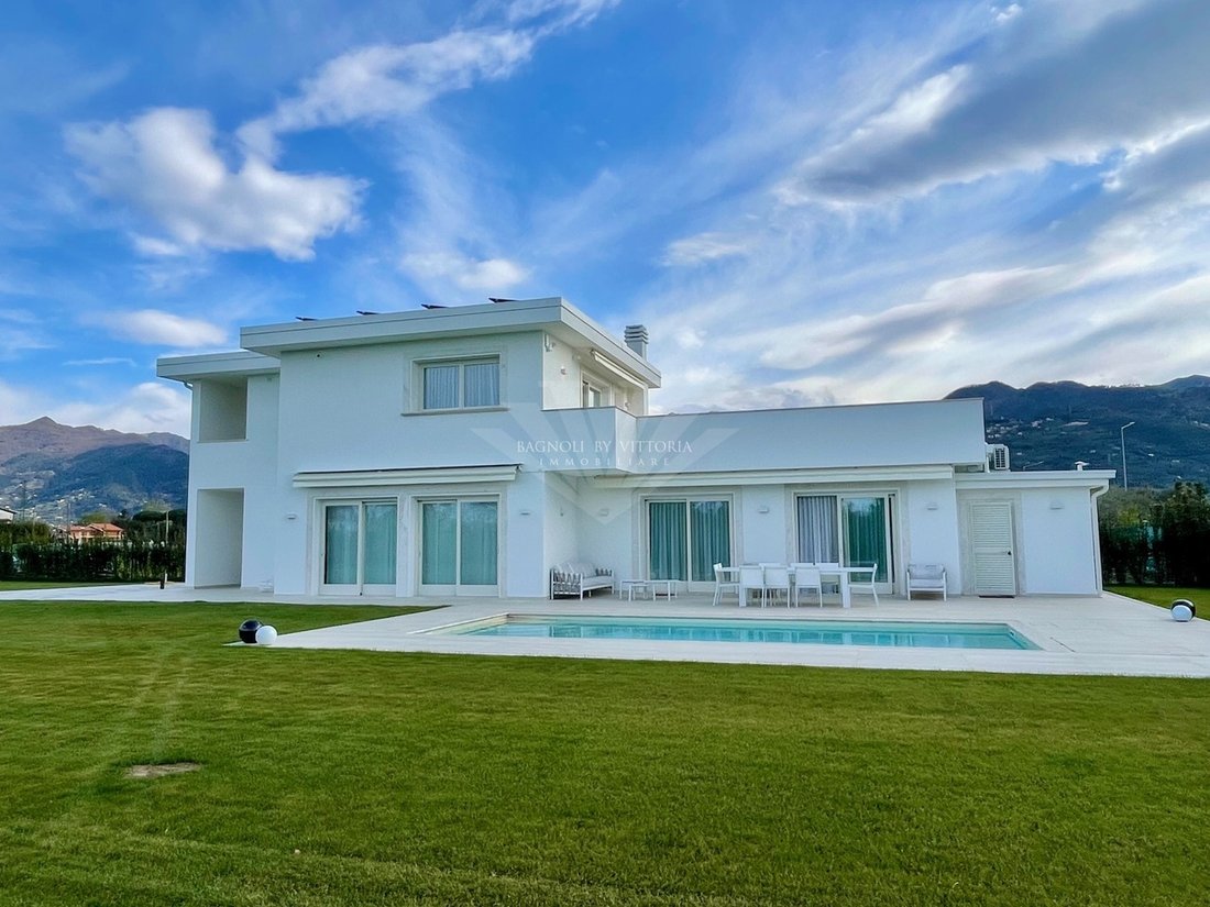 Villa à Tonfano, Pietrasanta, Italie 4 - 17598614