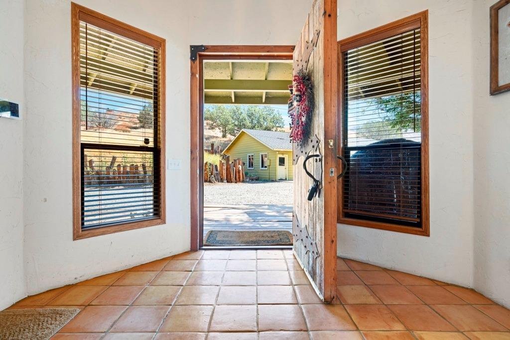 House in Coalinga, California, United States 5 - 17602630