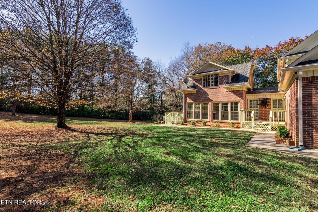 House in Knoxville, Tennessee, United States 2 - 17607332