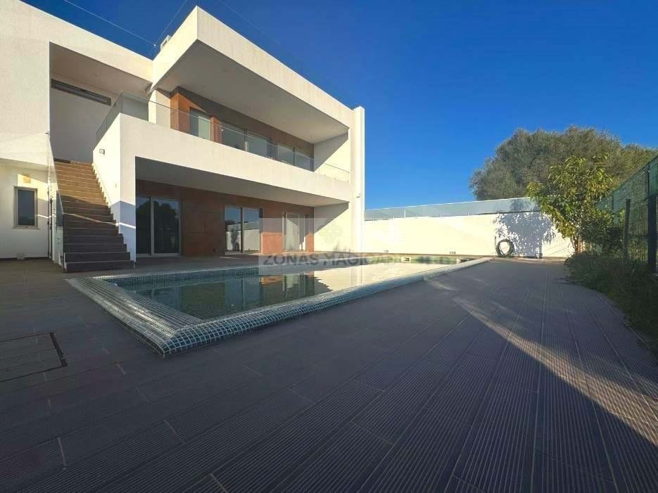 Villa in Mexilhoeira Grande, Algarve, Portugal 1 - 17611568