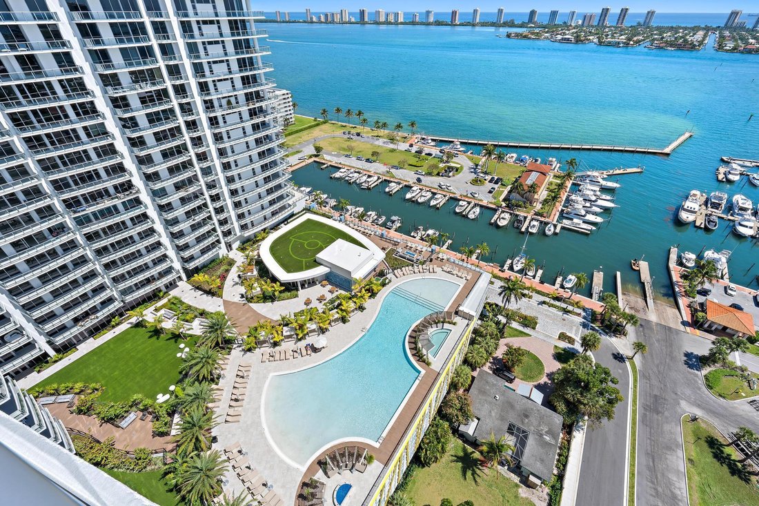 Condo in Lake Park, Florida, United States 5 - 17604177