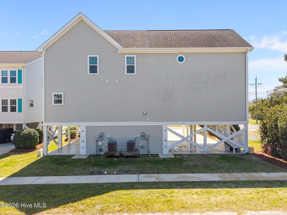 Townhouse in Carolina Beach, North Carolina, United States 3 - 17605502