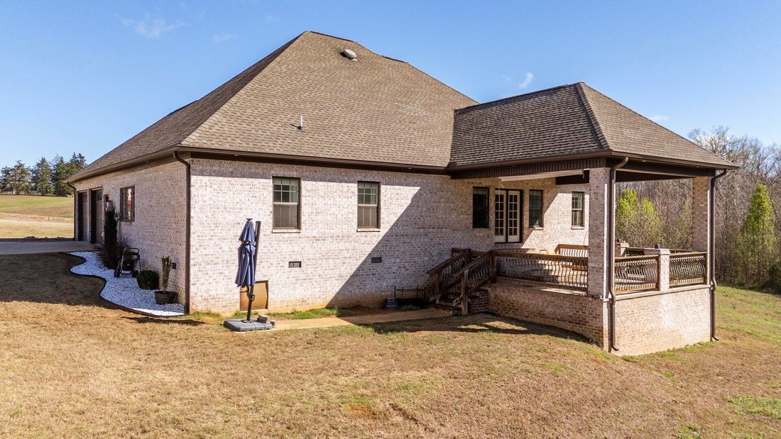 House in Savannah, Tennessee, United States 4 - 17607111