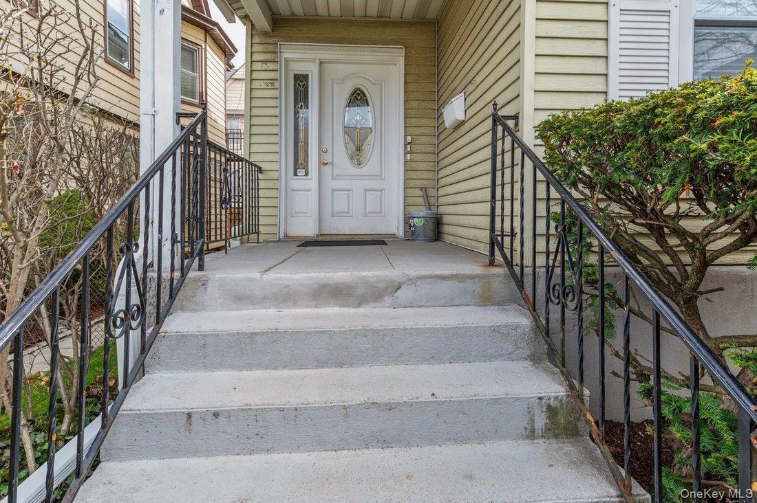 House in Bronxville, New York, United States 3 - 17613076