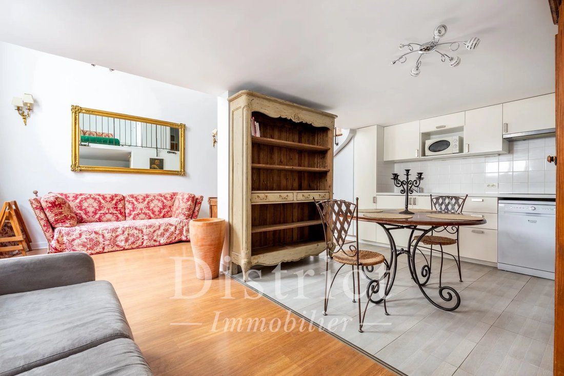 Apartment in Île Saint Louis, Paris 4e Arrondissement, Paris 4 - 17598454