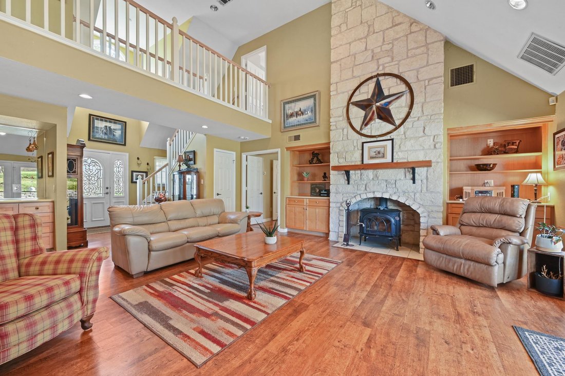 House in Marble Falls, Texas, United States 2 - 16904938