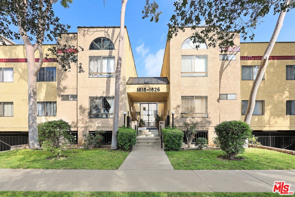 Glendale, California, United States 2 - 17605731