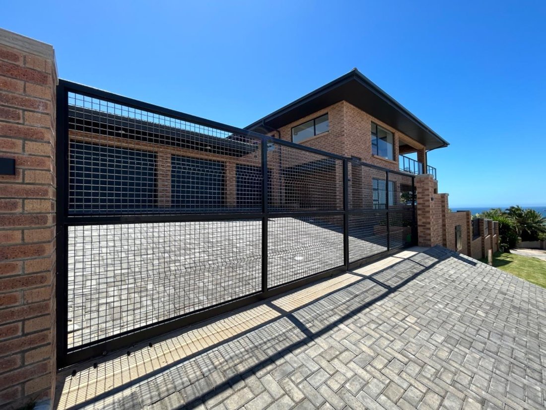 House in Ferreira Town, Eastern Cape, South Africa 2 - 17611516