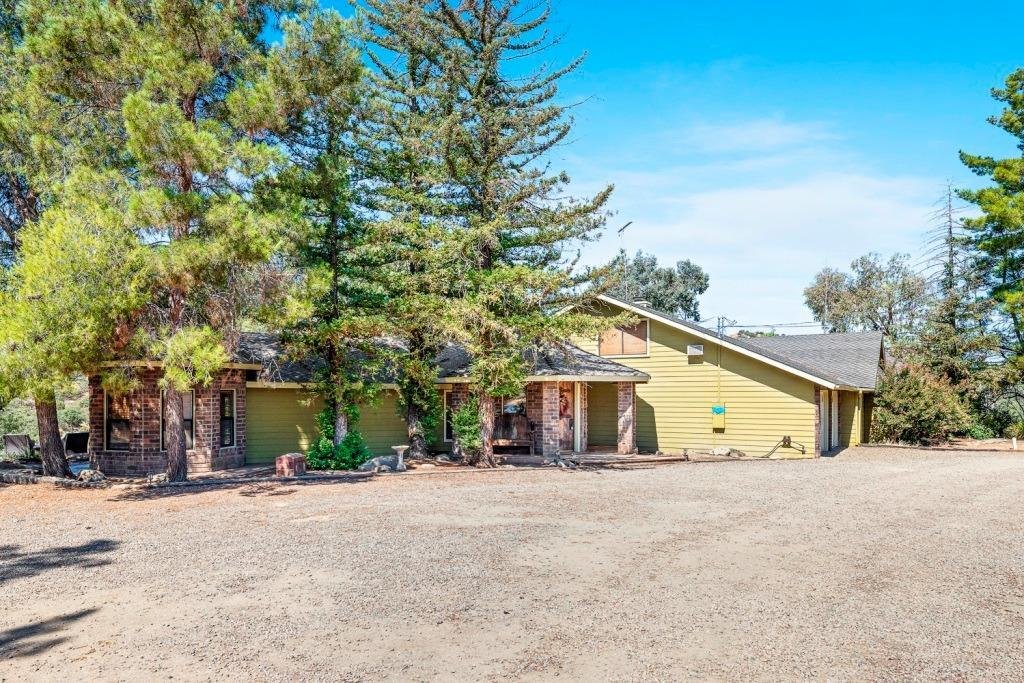 House in Coalinga, California, United States 2 - 17602630