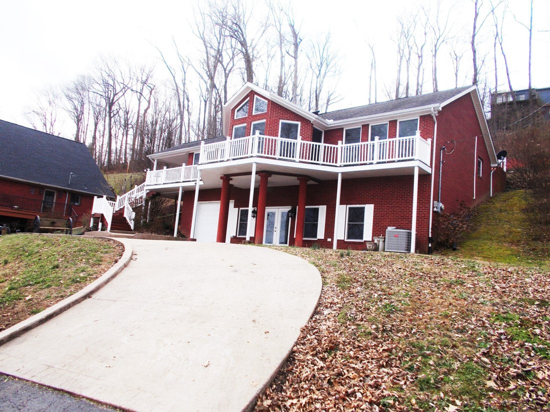 House in Camden, Tennessee, United States 2 - 17607586