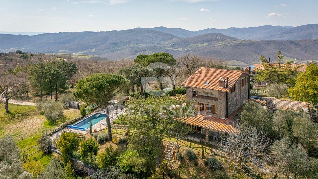 Estate in Umbertide, Umbria, Italy 4 - 17612467