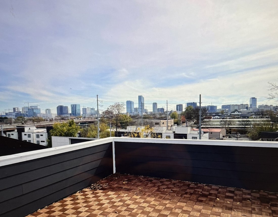 Co Op in Nashville, Tennessee, United States 2 - 17608764