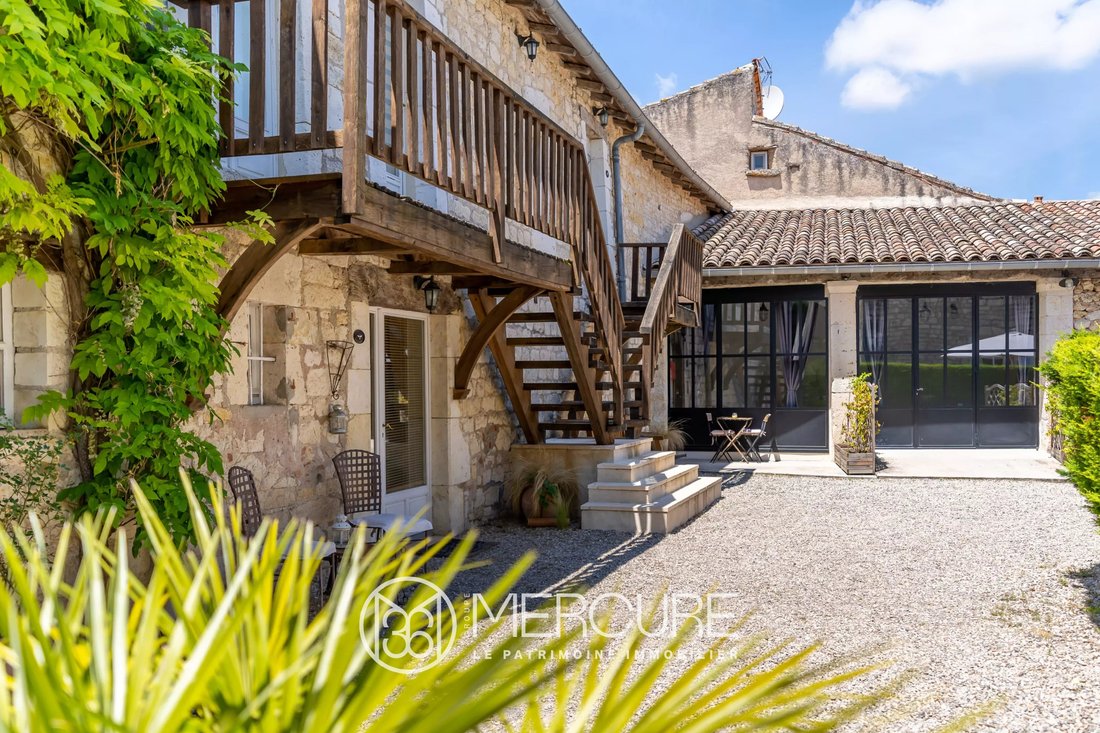 Estate in Périphérique Est, Gaillac, France 4 - 17602633