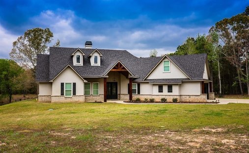 House in De Berry, Texas, United States 1