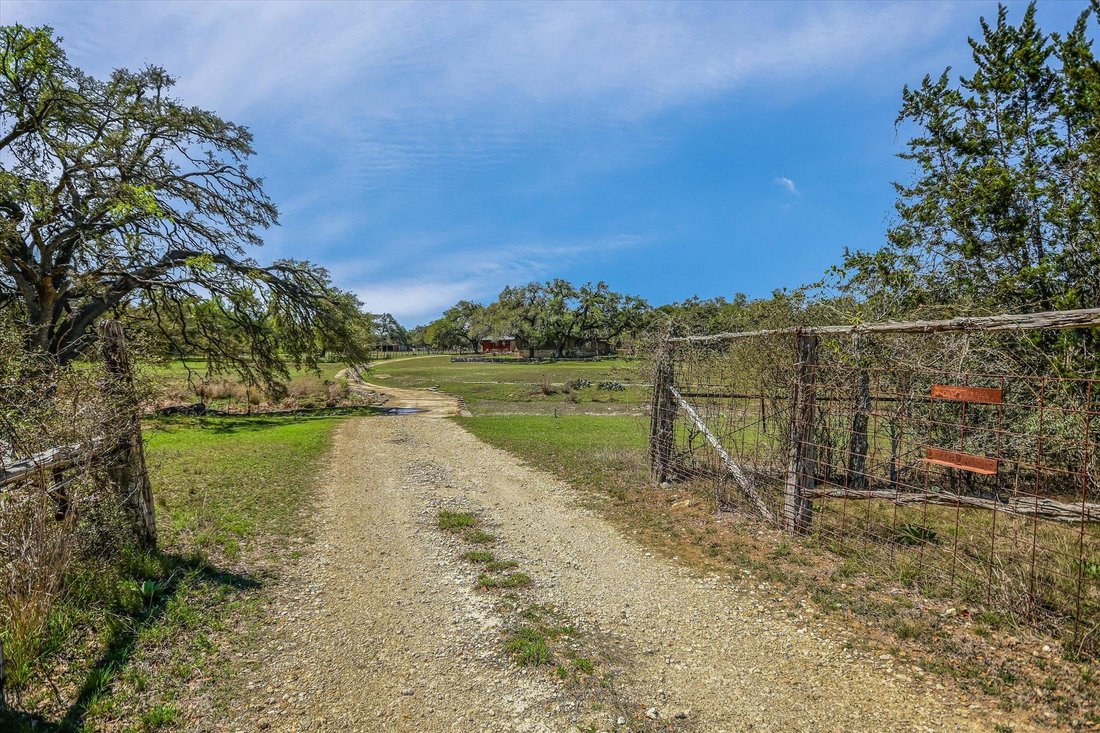 House in San Marcos, Texas, United States 2 - 17611505