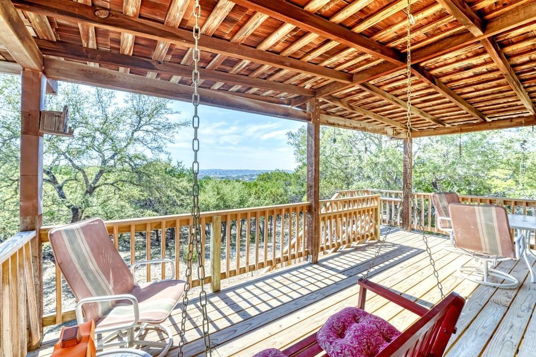 House in Jonestown, Texas, United States 1 - 17610012