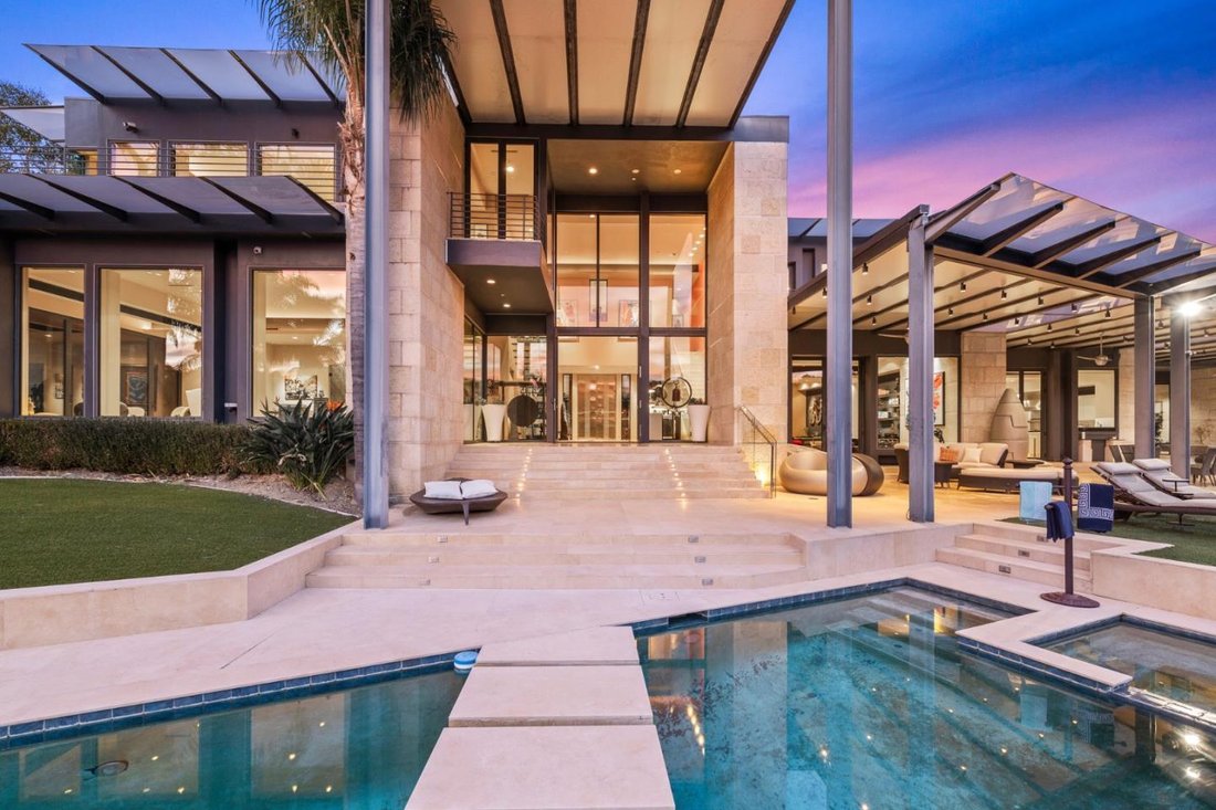 House in Los Altos Hills, California, United States 4 - 17600693